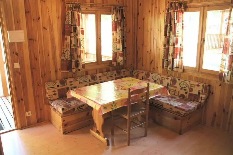 Camping Bungalow Parque Isábena