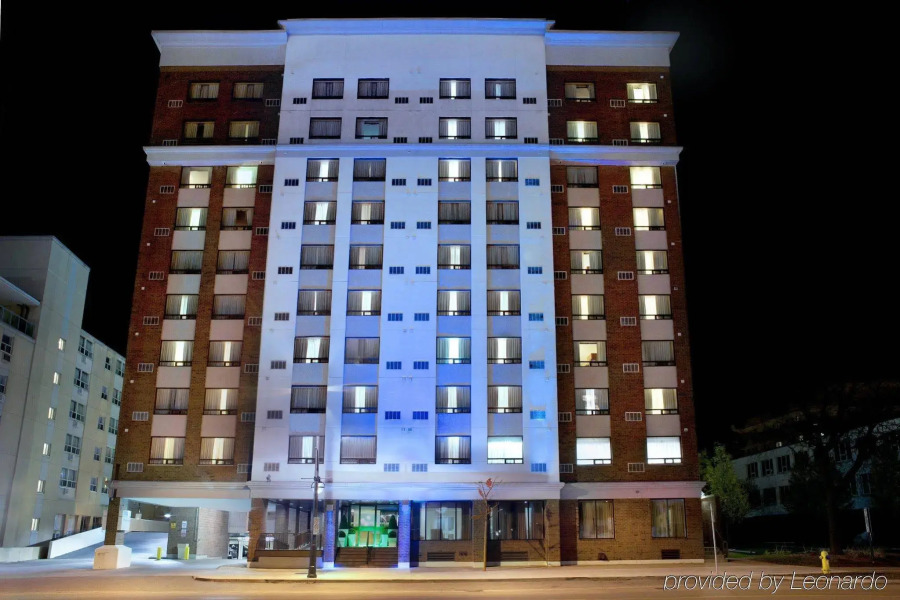 Sandman Hotel & Suites London Downtown