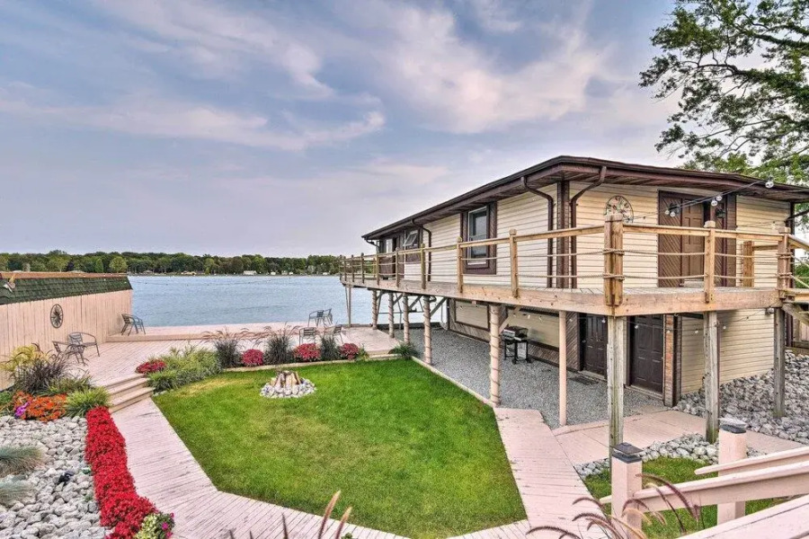 Riverfront Algonac Home w/ Shared Backyard!