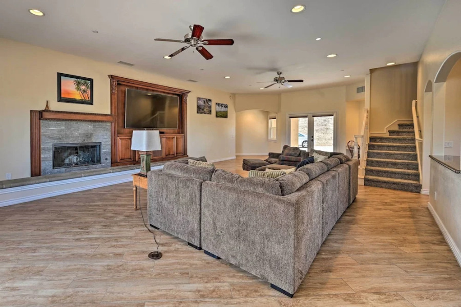 Luxe Vista Getaway w/ Private Pool & Hot Tub!