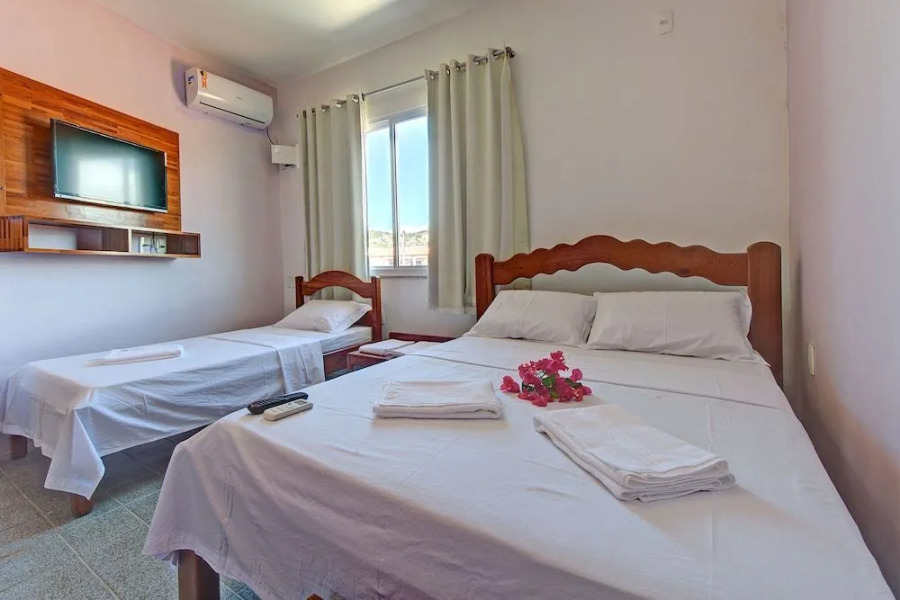 Casa com Piscina no Iguape 50m do Mar