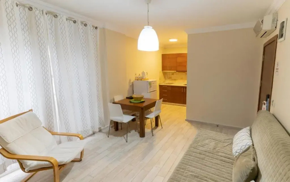 Levant Hotel & Apart