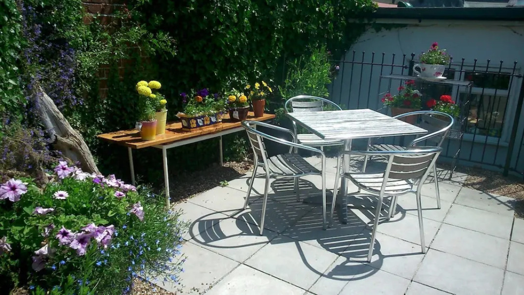 Maiden Newton Bed and Breakfast