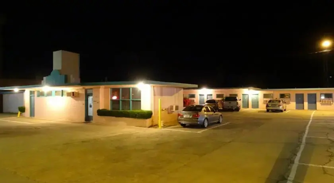 Budget Inn