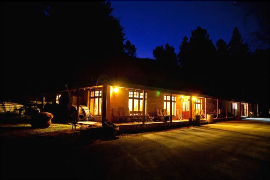 Danseys Pass Coach Inn