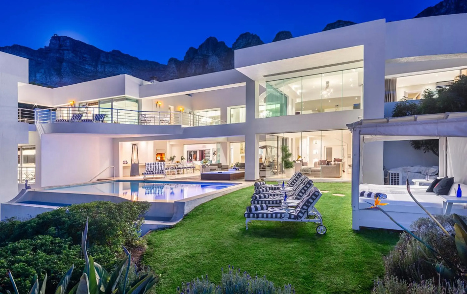 Hollywood Mansion Camps Bay