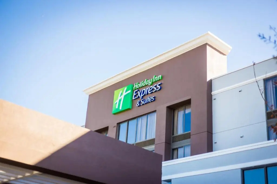 Atwell Suites Austin Airport by IHG