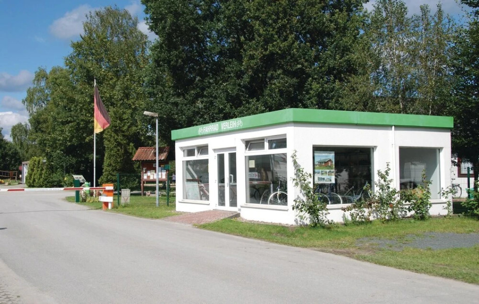 Awesome Home in Faßberg/heidesee With 1 Bedrooms, Wifi and Outdoor Swimming Pool