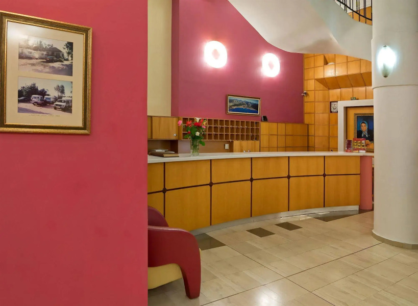 Angelika Pallas Hotel