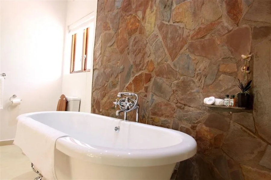Thorn Tree Lodge