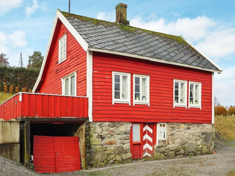 6 Person Holiday Home in Skjold