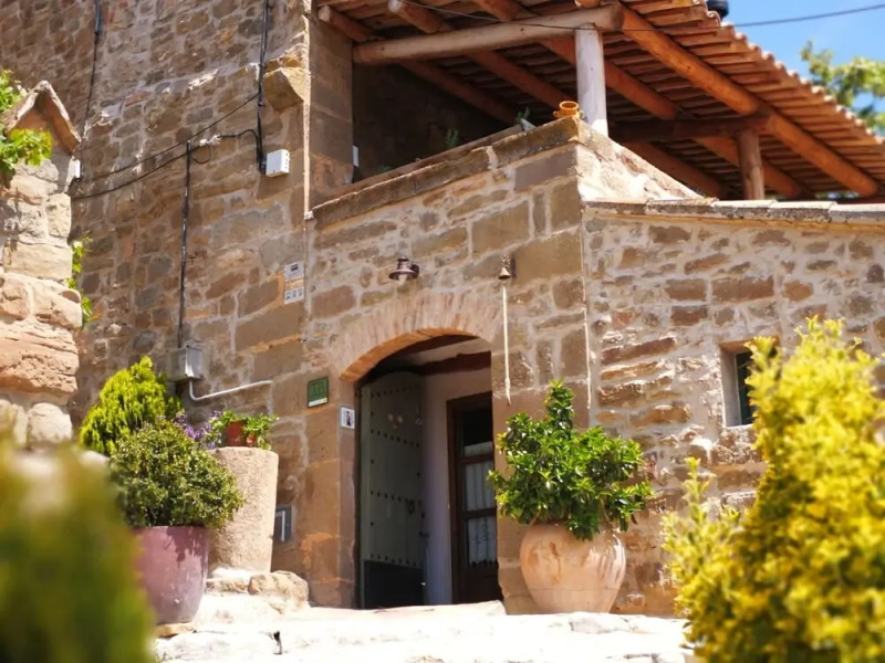 La Casa Dels Ocells- Adults Only