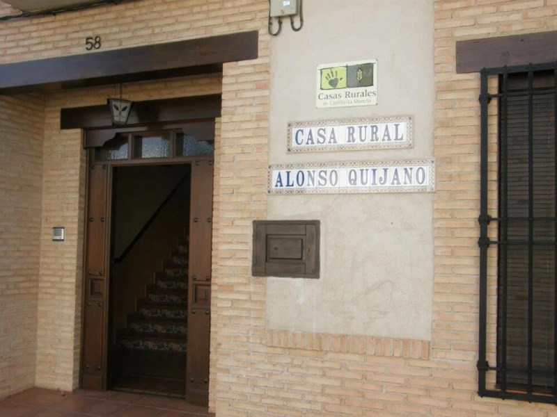 Casa Rural Alonso Quijano