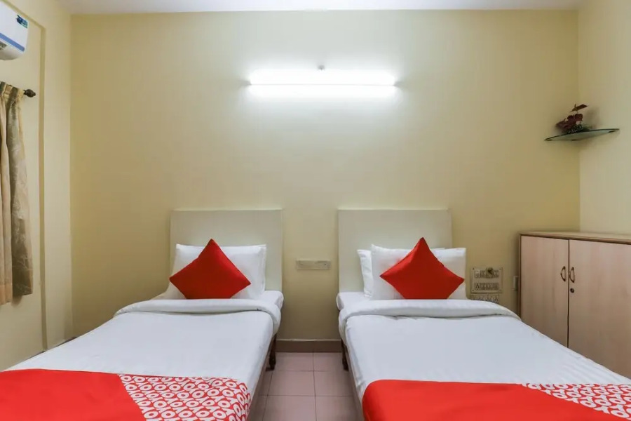 SPOT ON 46801 Hotel Swati