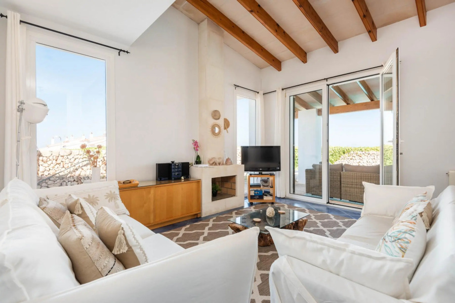 VILLA ROXANA in Es Castell