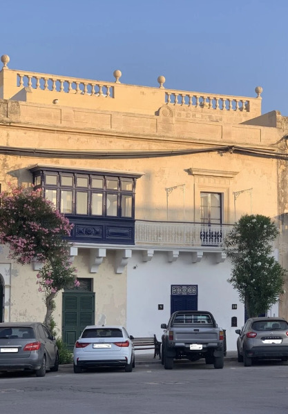 Room in Guest Room - "the 10 Square" - A Townhouse Situated in the Heart of Siggiewi Village Square