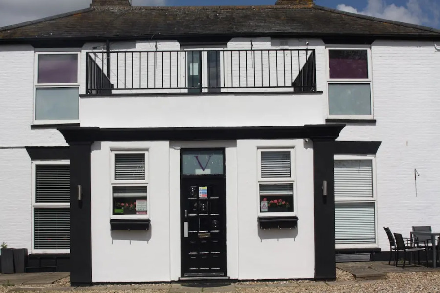 OYO Watton Vibe Hotel