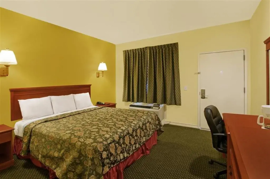 Americas Best Value Inn Bedford/DFW Airport