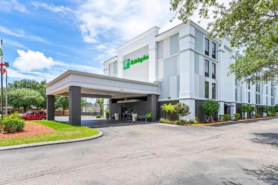 Holiday Inn St. Petersburg West by IHG