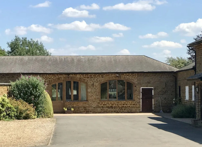 Beautiful 2 Bedroom Barn in Towcester Northants