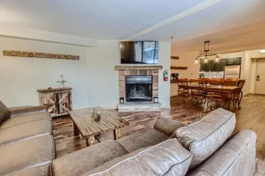 Mountain Green Unit 2 F9 At Killington