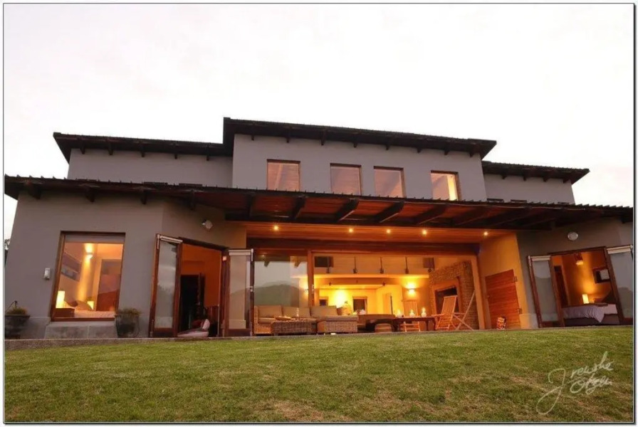 Stanford Heights River House