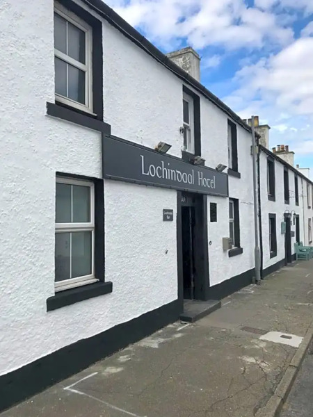 Lochindaal Hotel