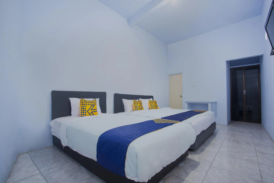 Hotel Kurnia by OYO Rooms