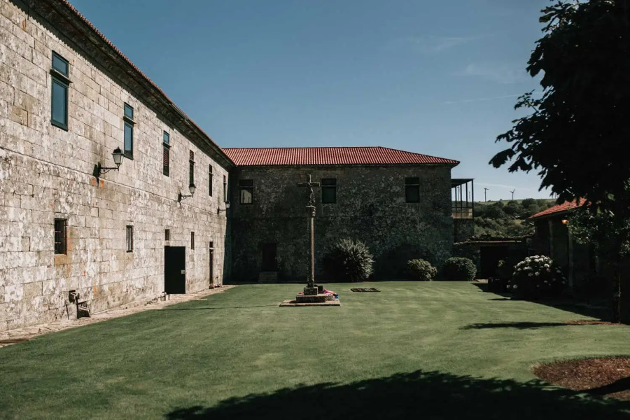 Hotel Monasterio de Aciveiro