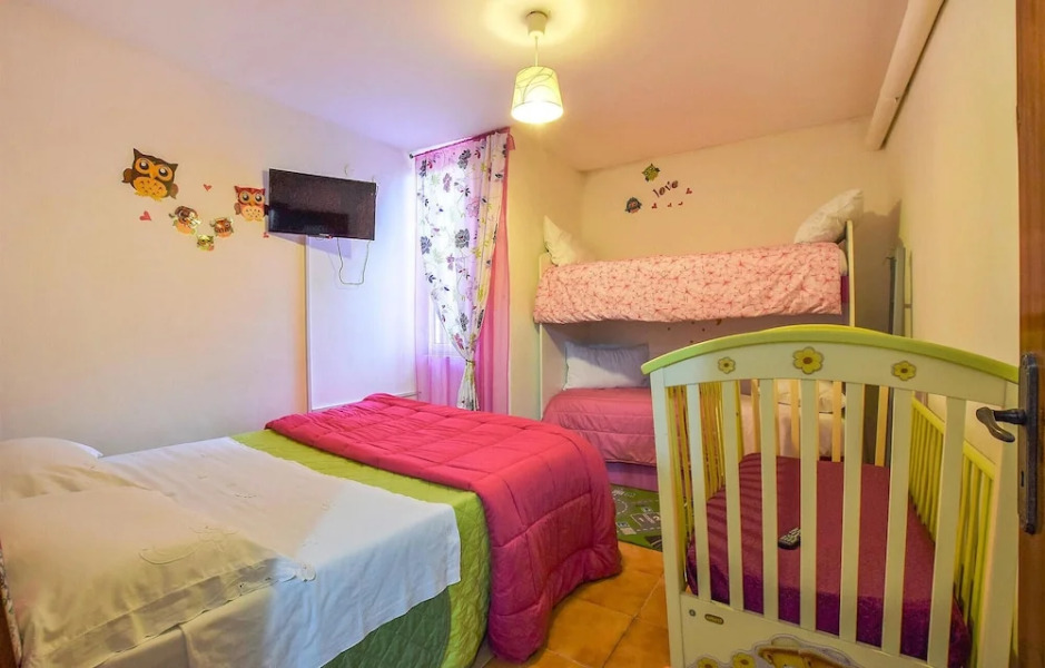 Awesome Apartment in Castel Volturno With Wifi and 2 Bedrooms