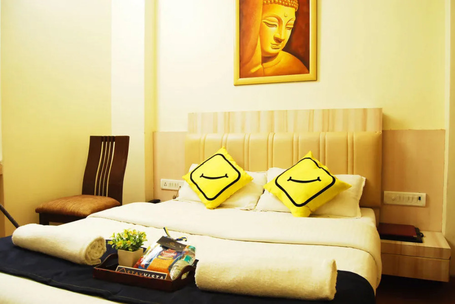 Vista Rooms @ Thane Station