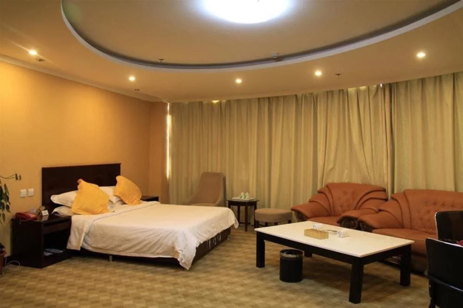 Xinde Business Hotel