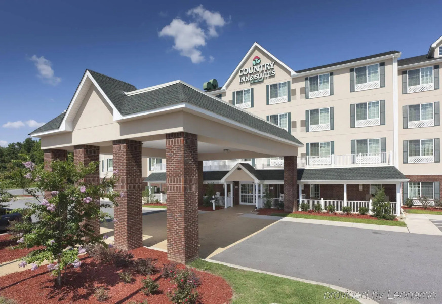 Country Inn & Suites by Radisson, Rocky Mount, NC