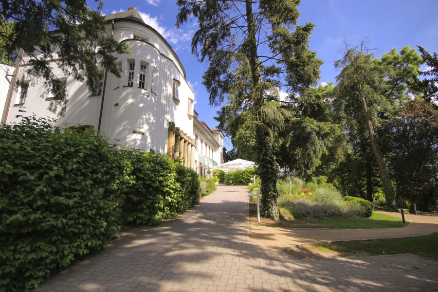 Hotel- und Restaurantbetrieb Hofgut Dippelshof