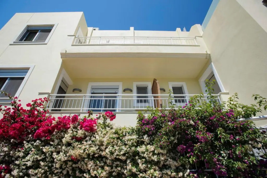 Almiriki Chios Rooms & Apartments