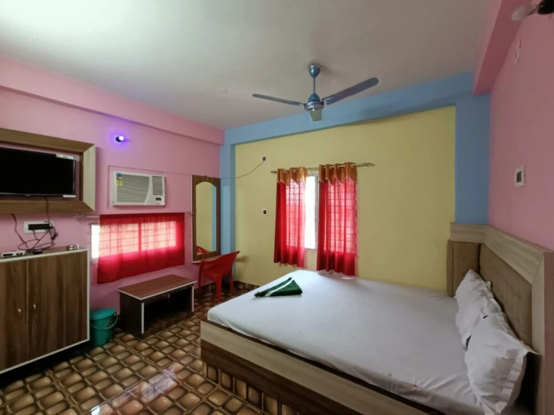 Larica Holiday Inn Tarapith