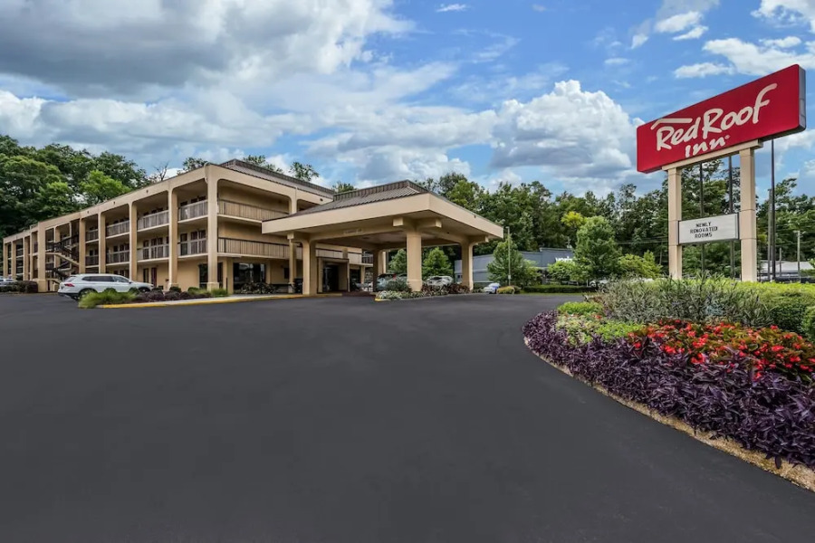Baymont Inn & Suites