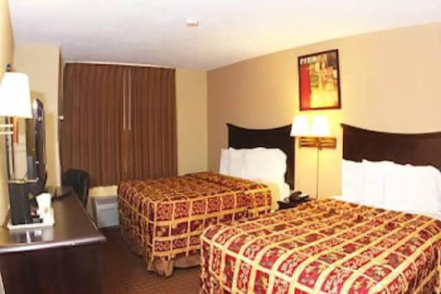 Super 8 By Wyndham Kutztown/Allentown Area