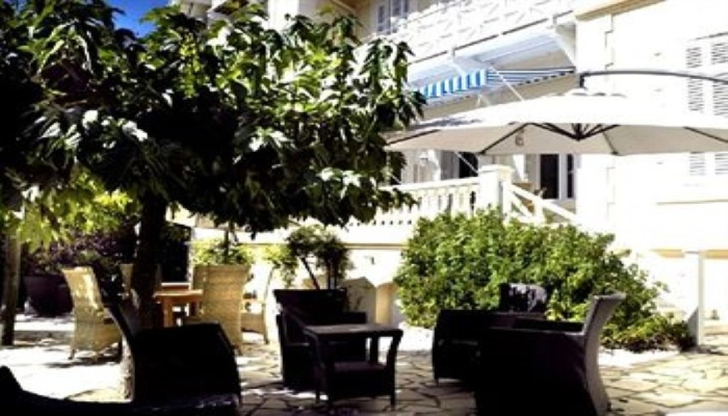 Romantik Hôtel La Chêneraie