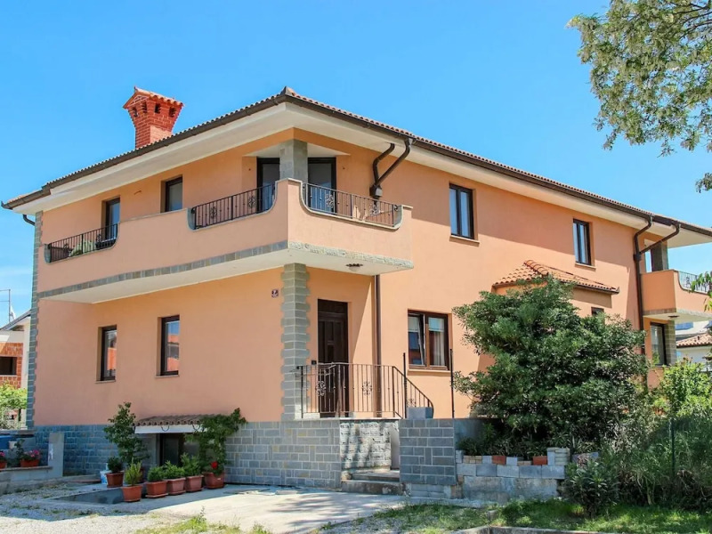 Air Conditioned Apartment in Residential Area near Town Center