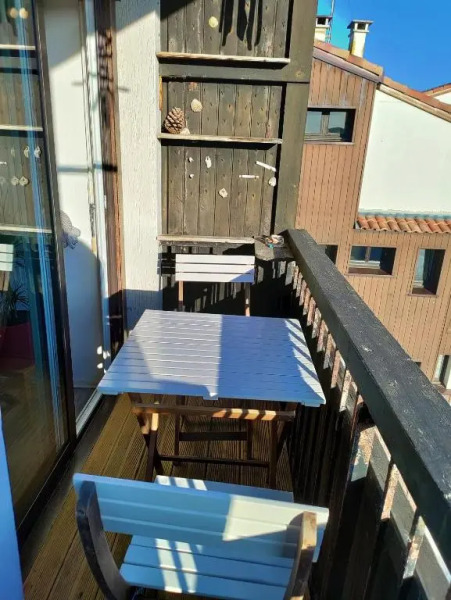 studio à l'océan au dessus des pins (plage & commerces à pied)