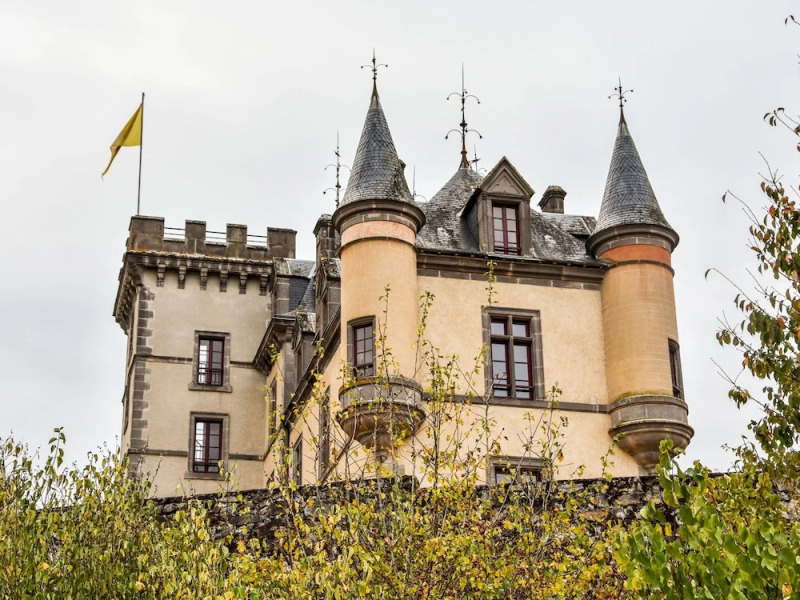 Holiday Home in Miremont with Garden, Patio, Veranda