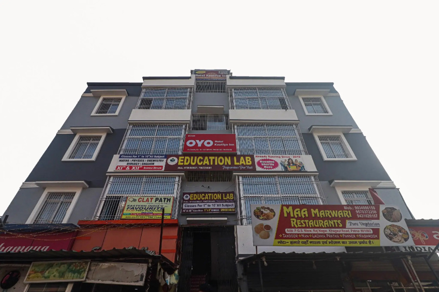 OYO Flagship 83352 Hotel Kautilya Inn