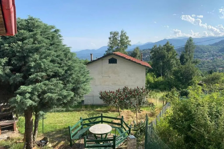 Appartamento con giardino privato.