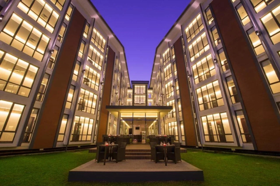 Vivanta Colombo, Airport Garden