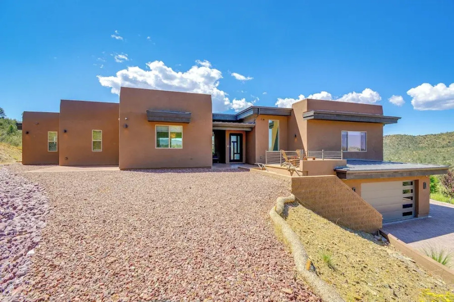 Mtn-view Retreat w/ Game Room in Prescott!