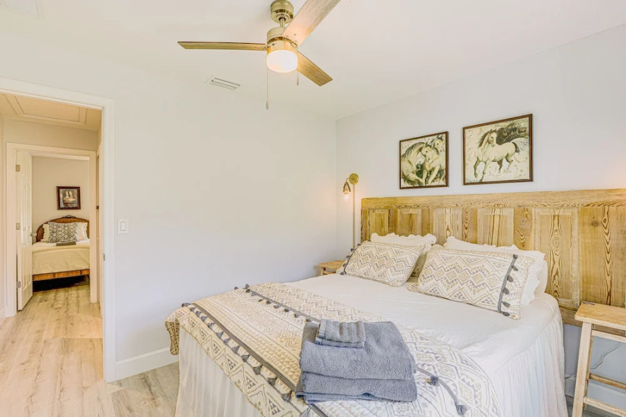 Ocala Home ~ 8 Mi to World Equestrian Center!