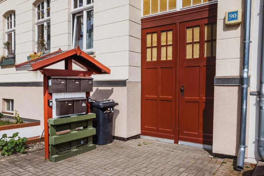 Charmante Altbau-Wohnung zwischen Altstadt und Klinikum mit Parkplatz