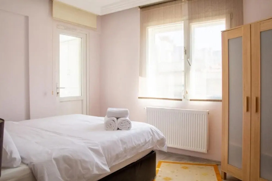 Colorful Flat With Sea View Near Sea in Guzelbahce