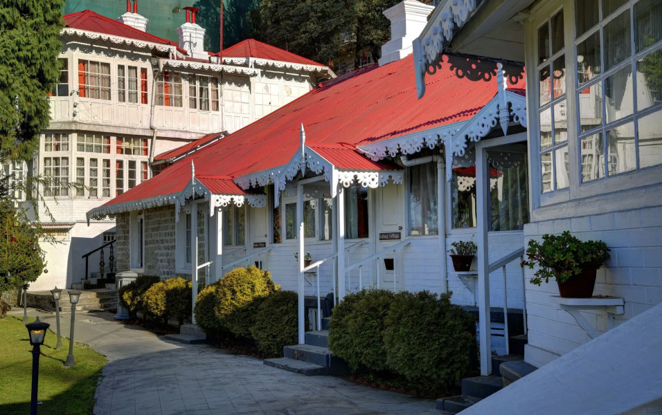 Summit Swiss Heritage Hotel & Spa